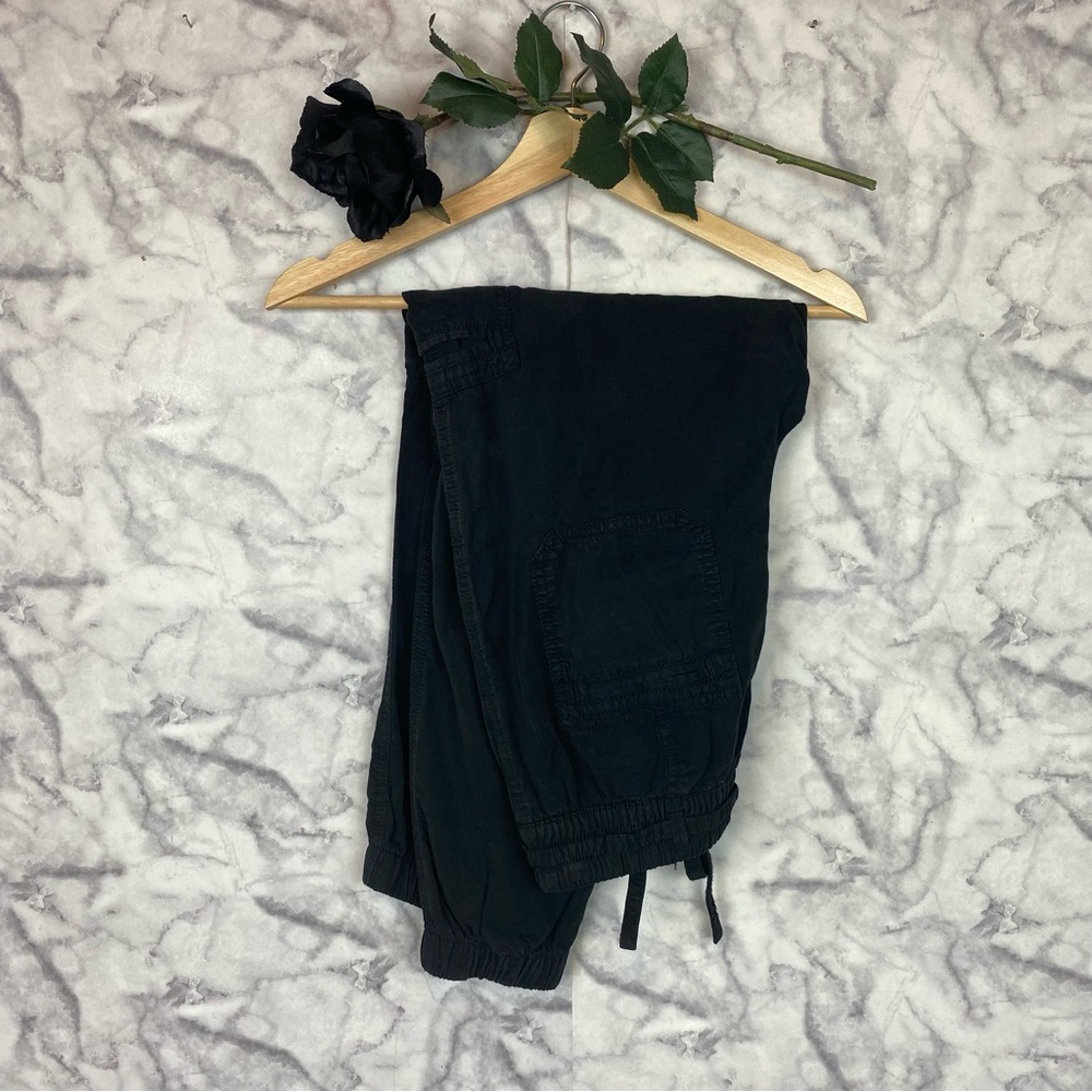 American Eagle Joggers